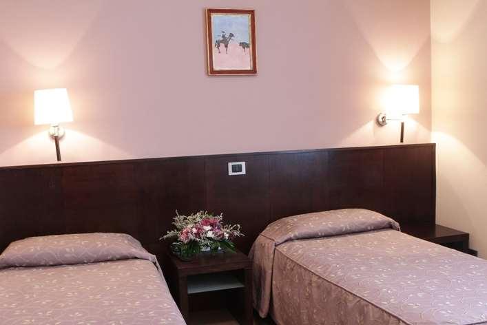 Hotel City Piacenza Cameră foto